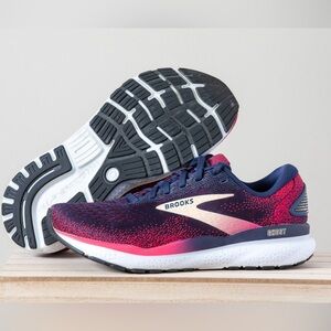 Brooks Ghost Women’s Running Shoes Size 7 – Lightweight & Comfortable